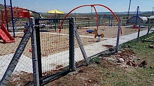 Kürşat Tel Örgü Kafes Tel Örgü Dikilitaş Mahallesi